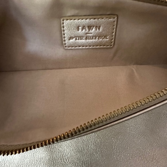 Fawn Design clutch with magnets‎ gold brand new Jilly Box - Picture 5 of 7
